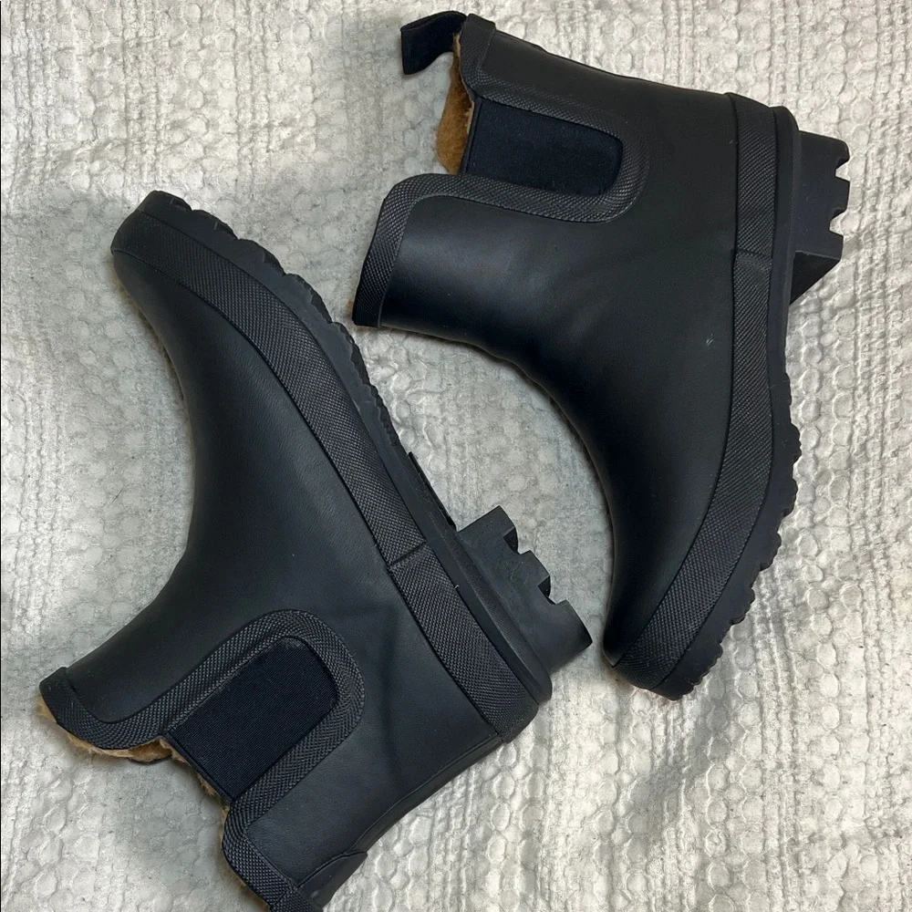 Chooka women’s Black Rain Boots size 6